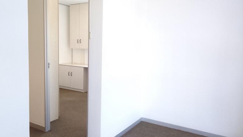 To Let commercial Property for Rent in Parow North Western Cape
